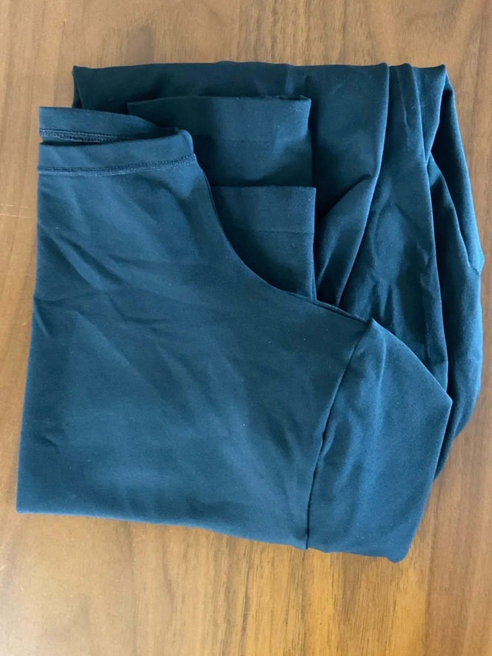 Skims Onyx Fits Everybody Turtleneck, EUC - Picture 4 of 6